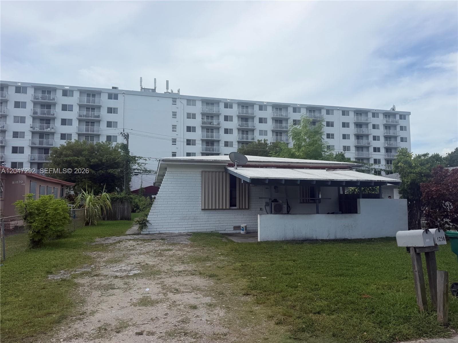 1258 NE 109th St, Miami FL 33161 photo 4