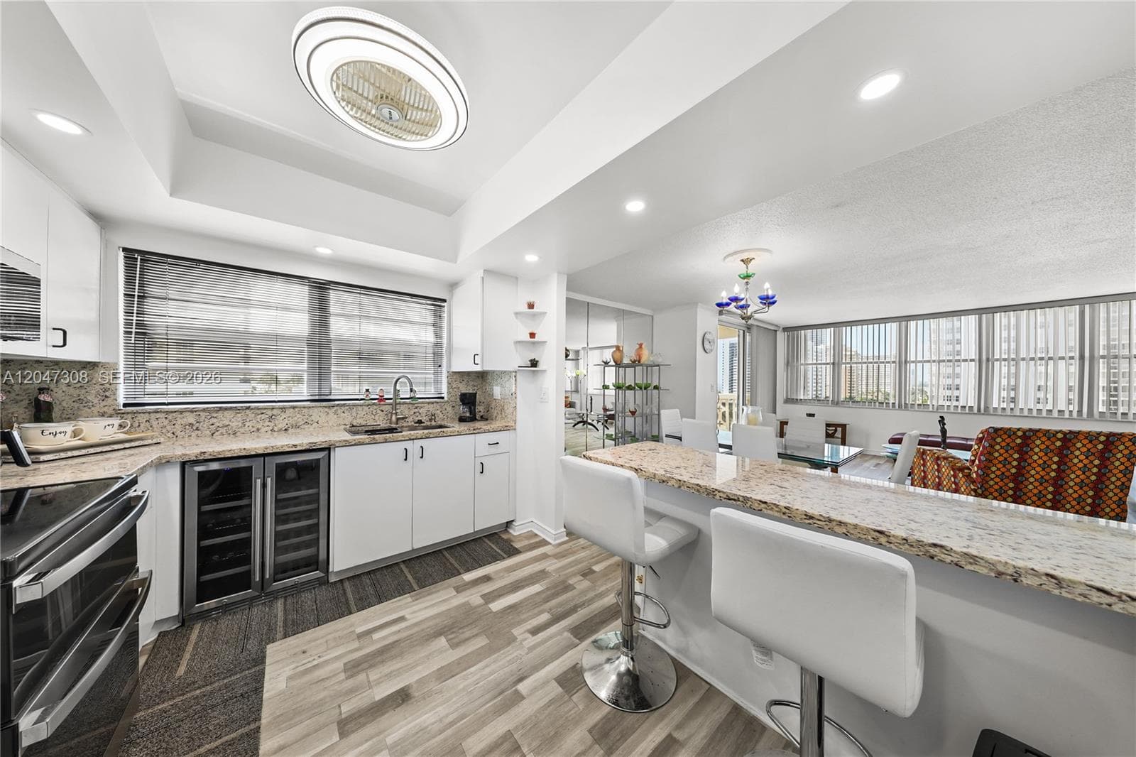 1825 S Ocean Dr # 914, Hallandale Beach FL 33009