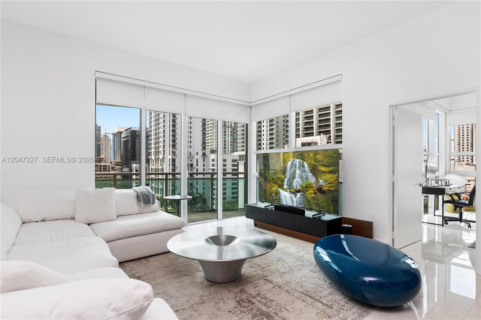 951 Brickell Ave # 1011, Miami FL 33131 photo 2