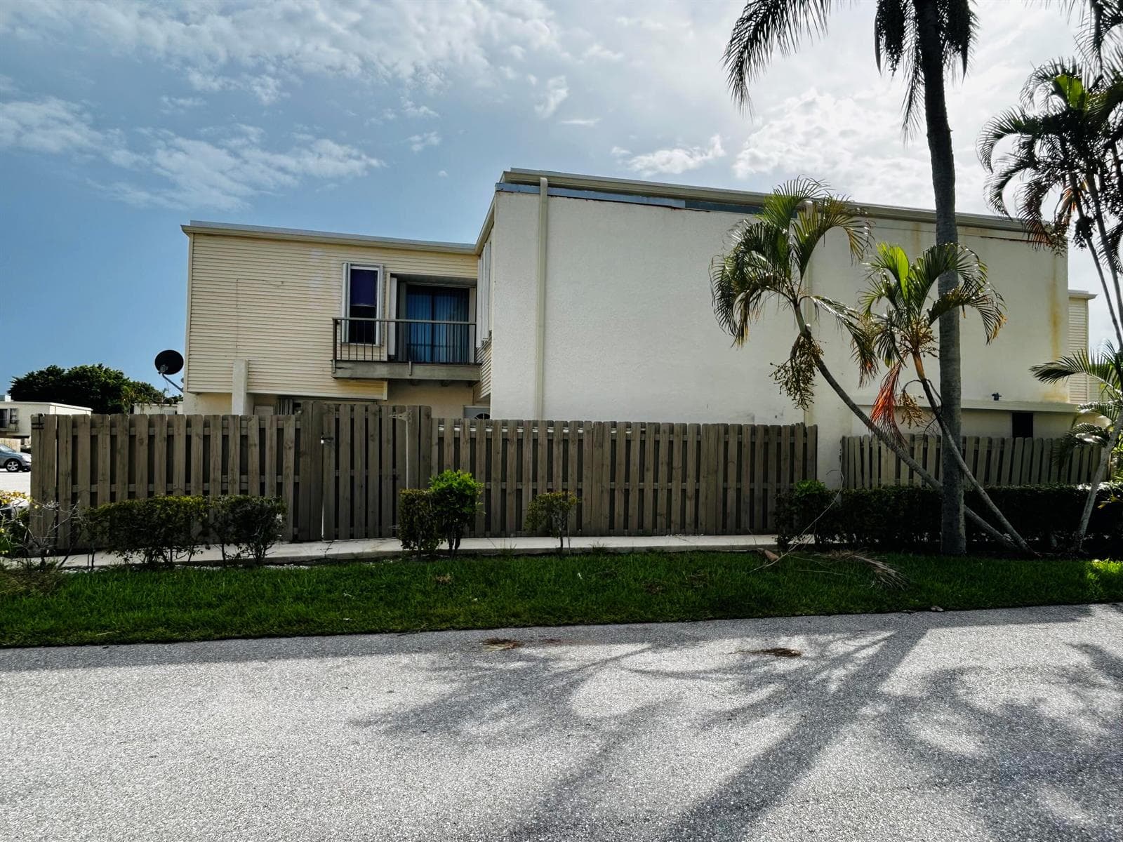 11983 Shakerwood Lane, Wellington FL 33414 photo 2
