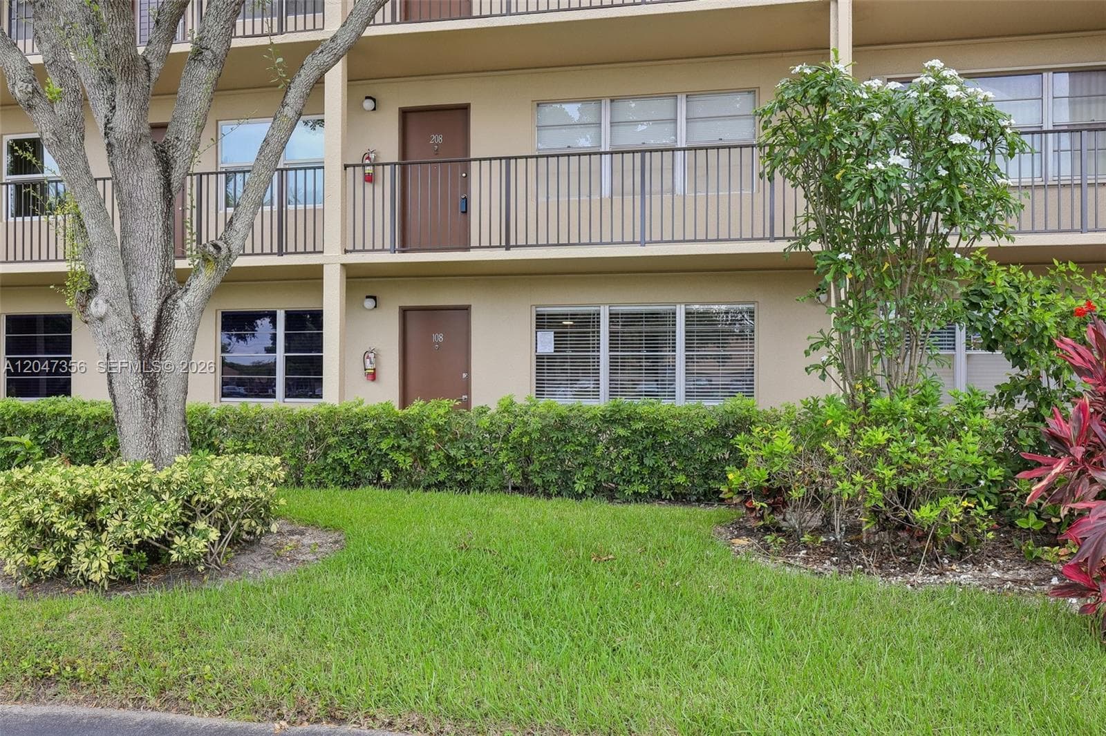 13455 SW 9th Ct # 108J, Pembroke Pines FL 33027 photo 2