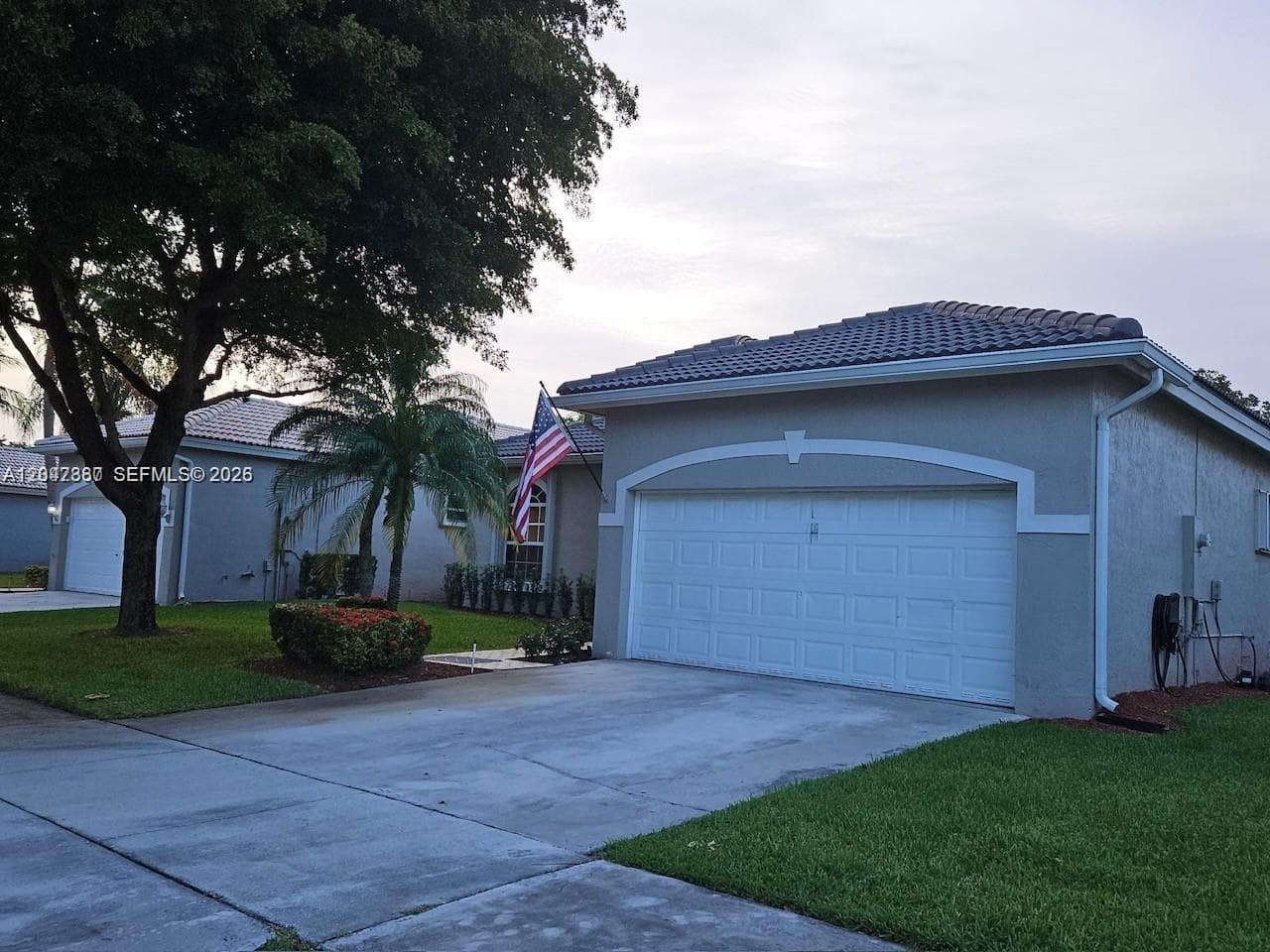 2635 SE 4th Pl, Homestead FL 33033 photo 2