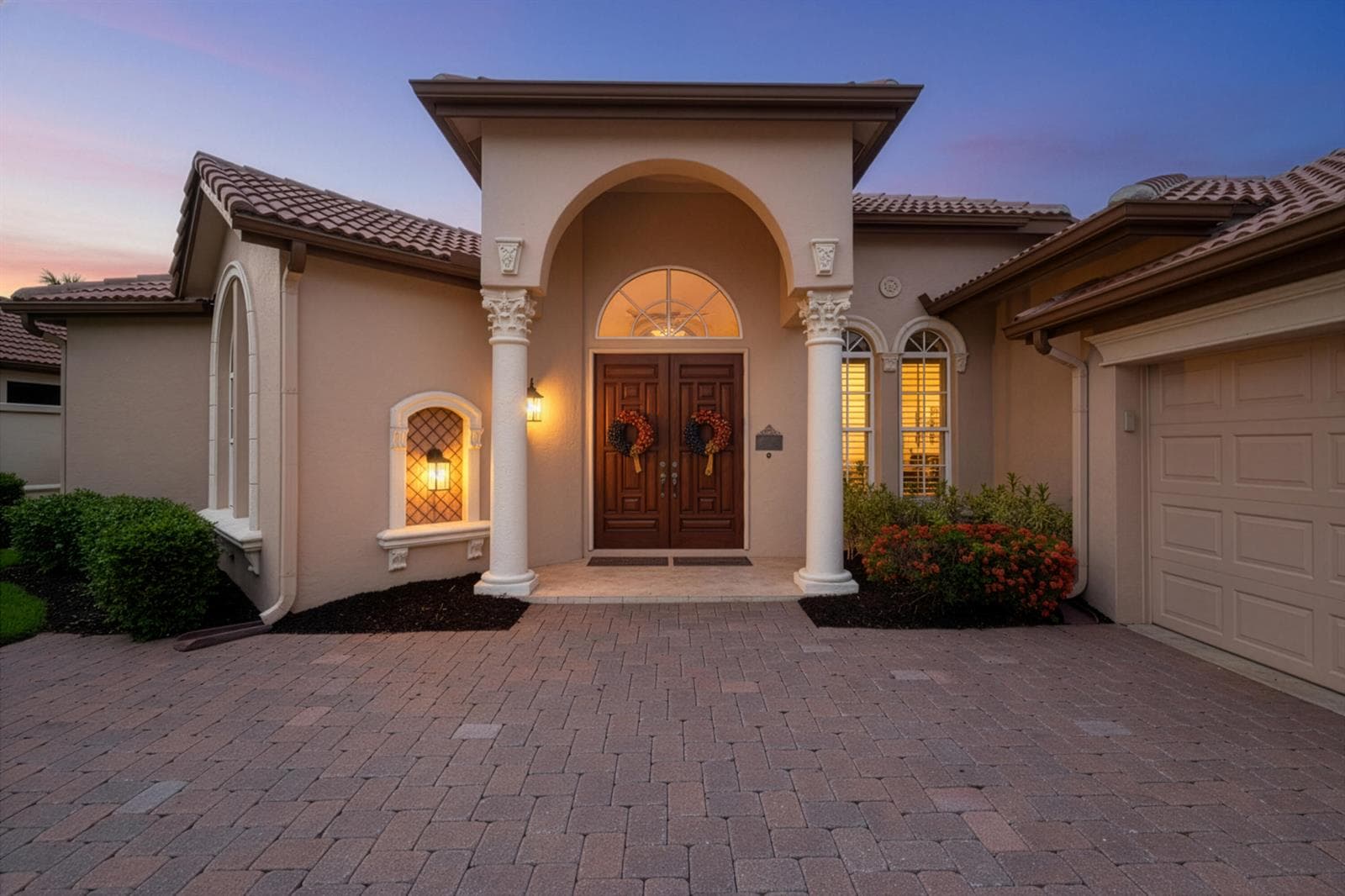 923 SW Grand Reserves Boulevard, Port St. Lucie FL 34986 photo 2