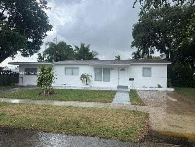 6901 Thomas St, Hollywood FL 33024 photo 3