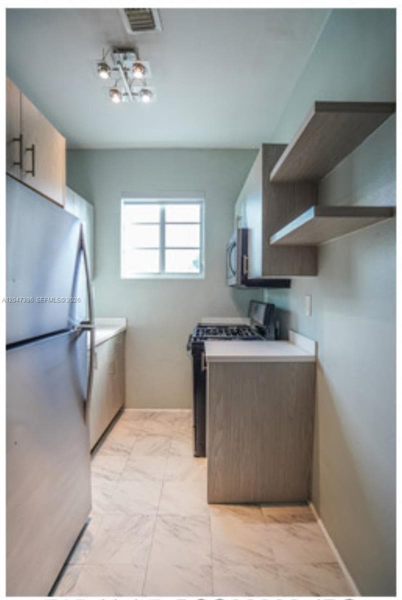 715 Michigan Ave # 7, Miami Beach FL 33139 photo 4