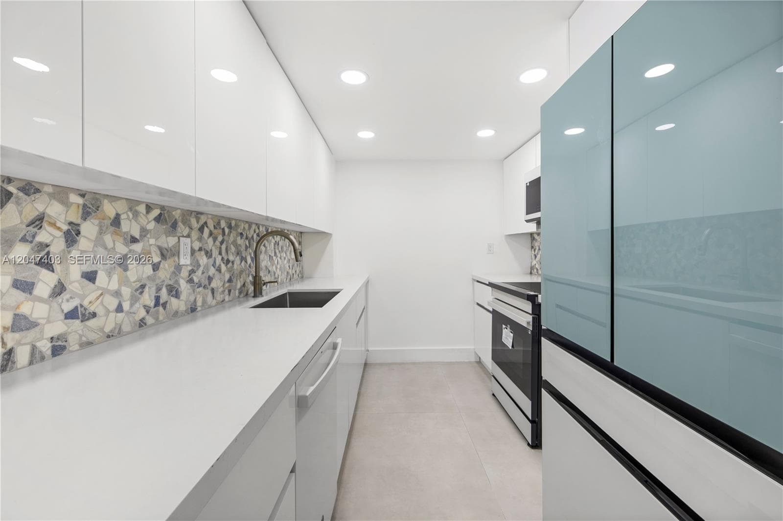 2457 Collins Ave # 201, Miami Beach, FL 33140 photo 3