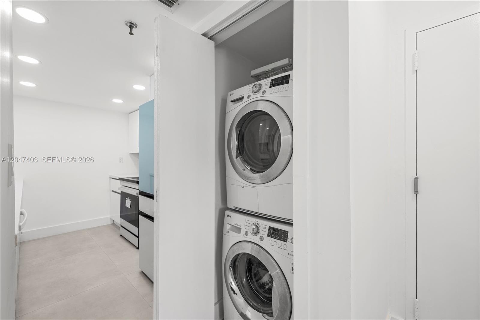 2457 Collins Ave # 201, Miami Beach, FL 33140 photo 4
