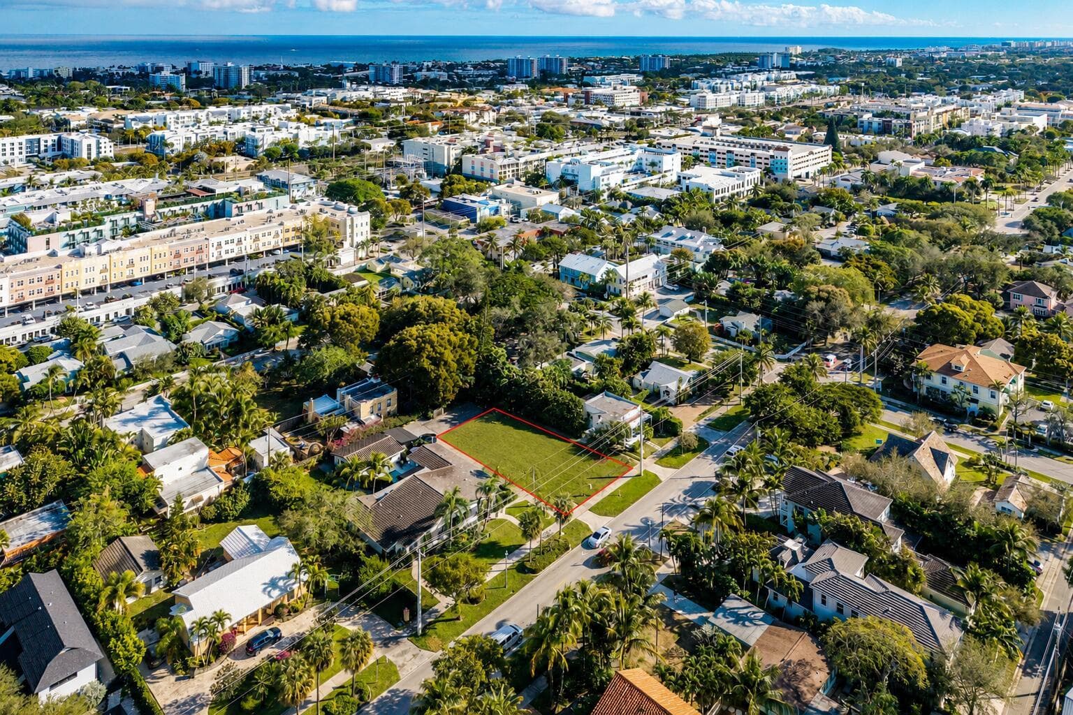 215 N Swinton Avenue, Delray Beach FL 33444 photo 2