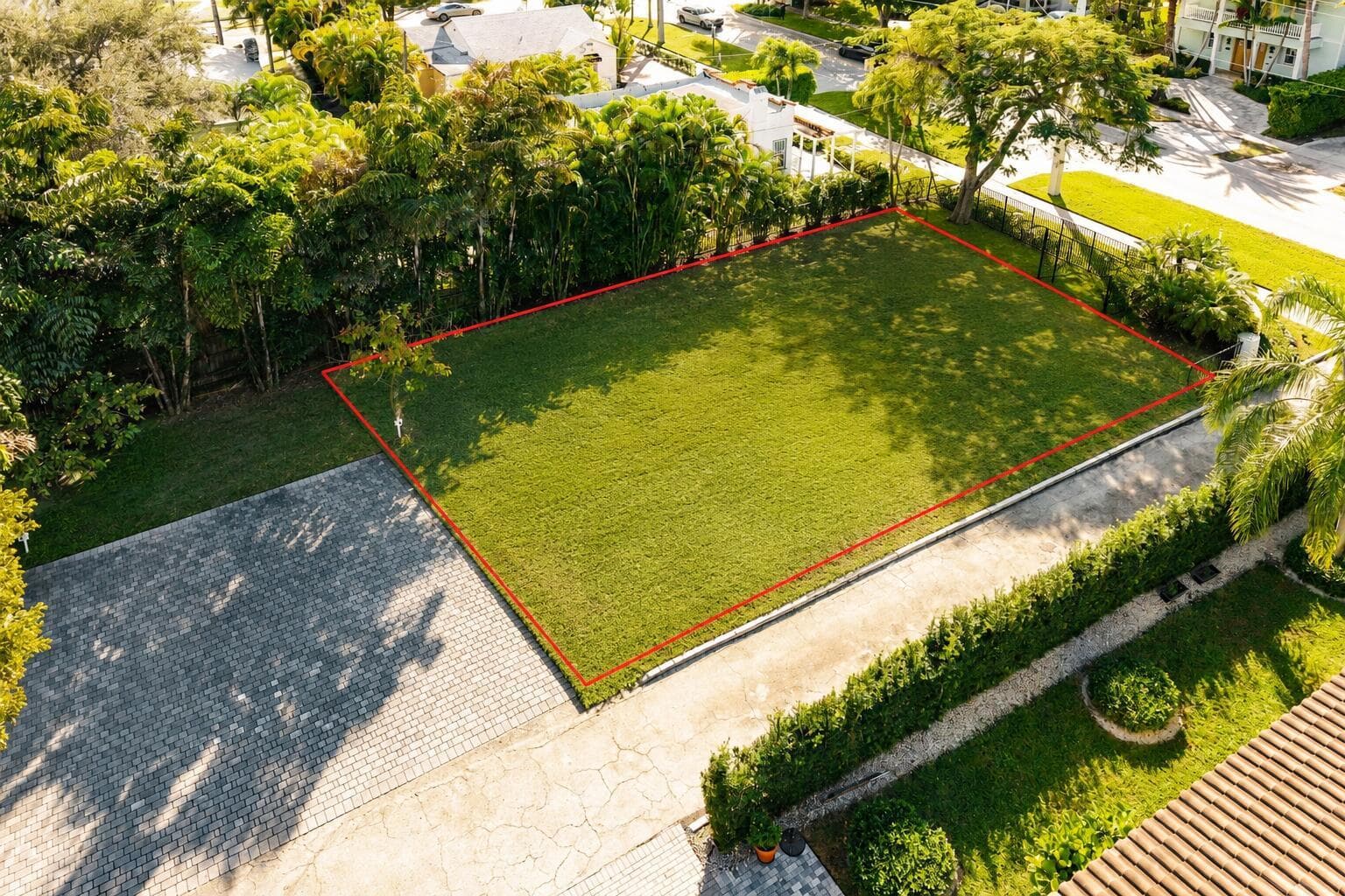 215 N Swinton Avenue, Delray Beach FL 33444 photo 3