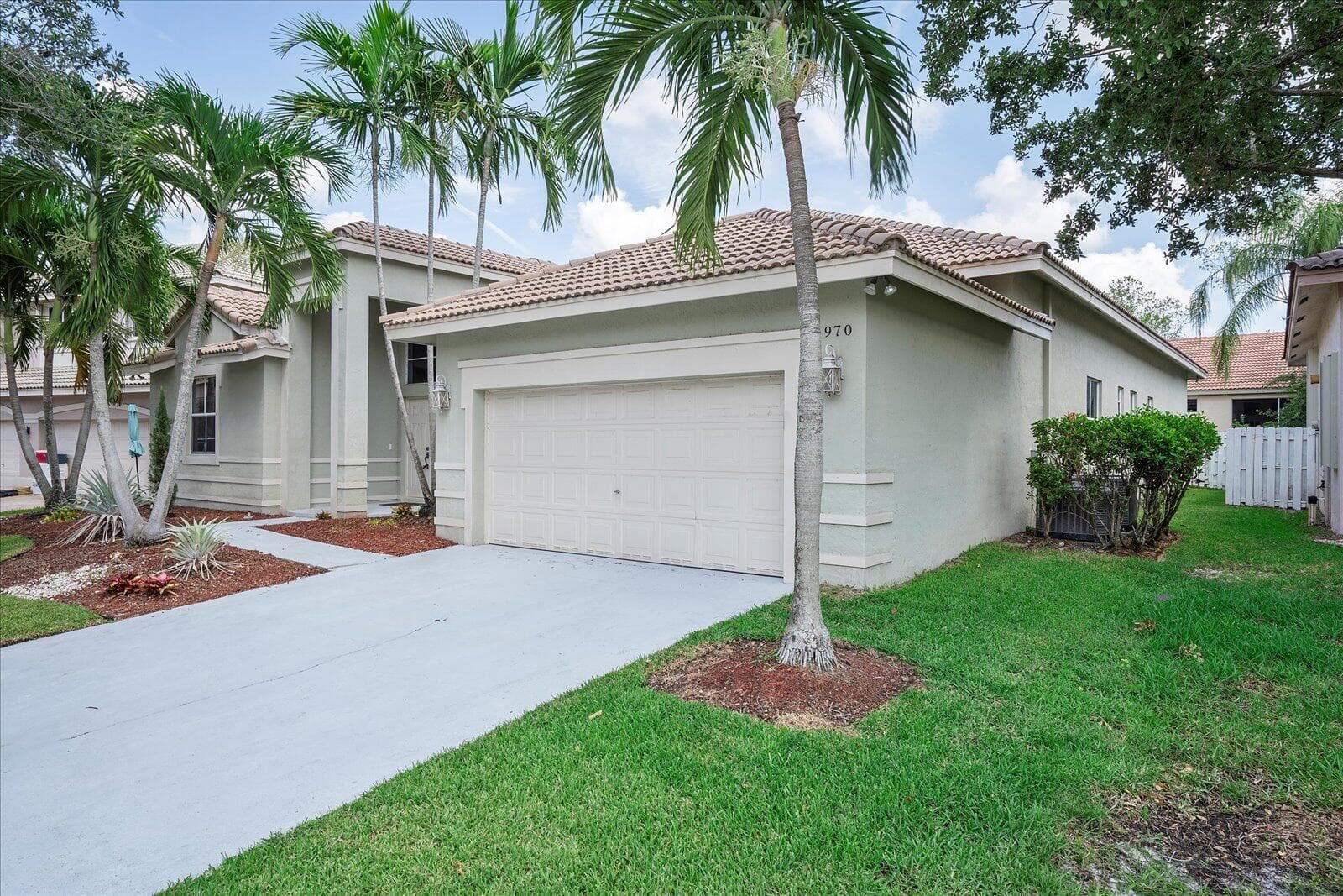 970 Greenwood Road, Weston FL 33327 photo 4