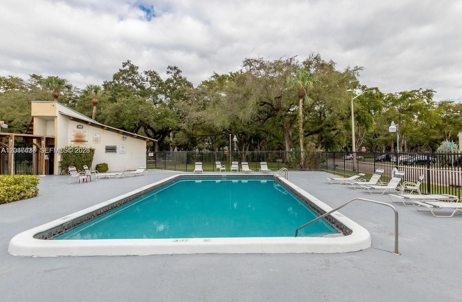 3321 Raleigh St # 3H, Hollywood FL 33021 photo 3