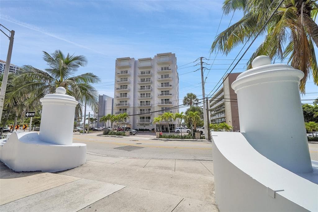 95 N Birch Road # 301, Fort Lauderdale FL 33304 photo 3