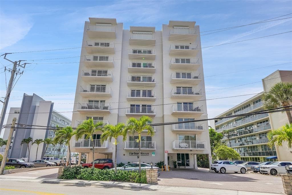 95 N Birch Road # 301, Fort Lauderdale FL 33304