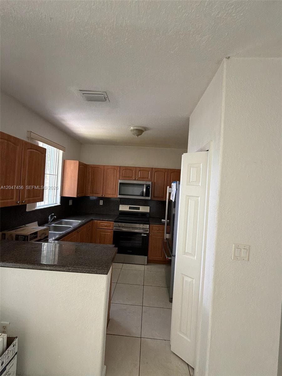 2432 SE 14th Ave # 277, Homestead FL 33035 photo 2