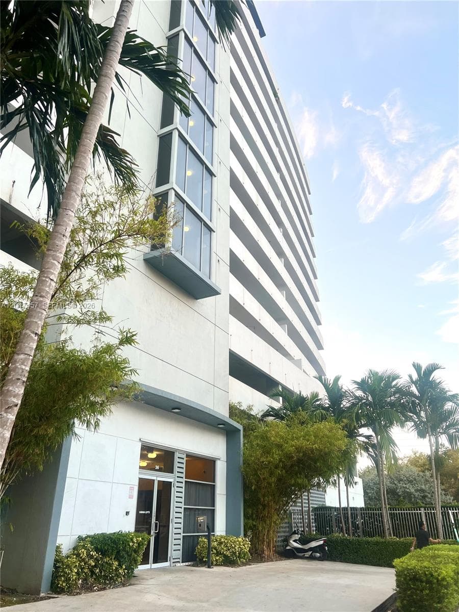 36 NW 6th Ave # 1, Miami FL 33128 photo 5