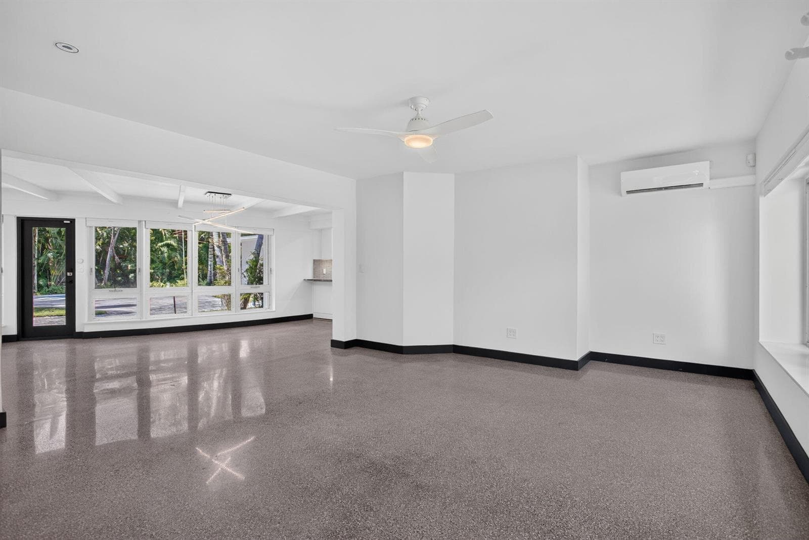 2614 NE 15th Street, Fort Lauderdale FL 33304 photo 2