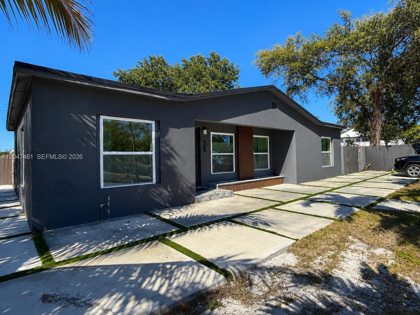 6700 NW 5th Ave, Miami FL 33150 photo 3