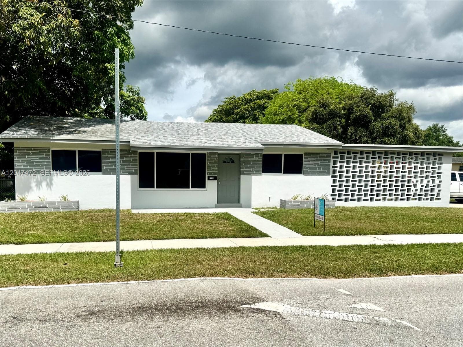 2150 N 66th Ave, Hollywood FL 33024 photo 2