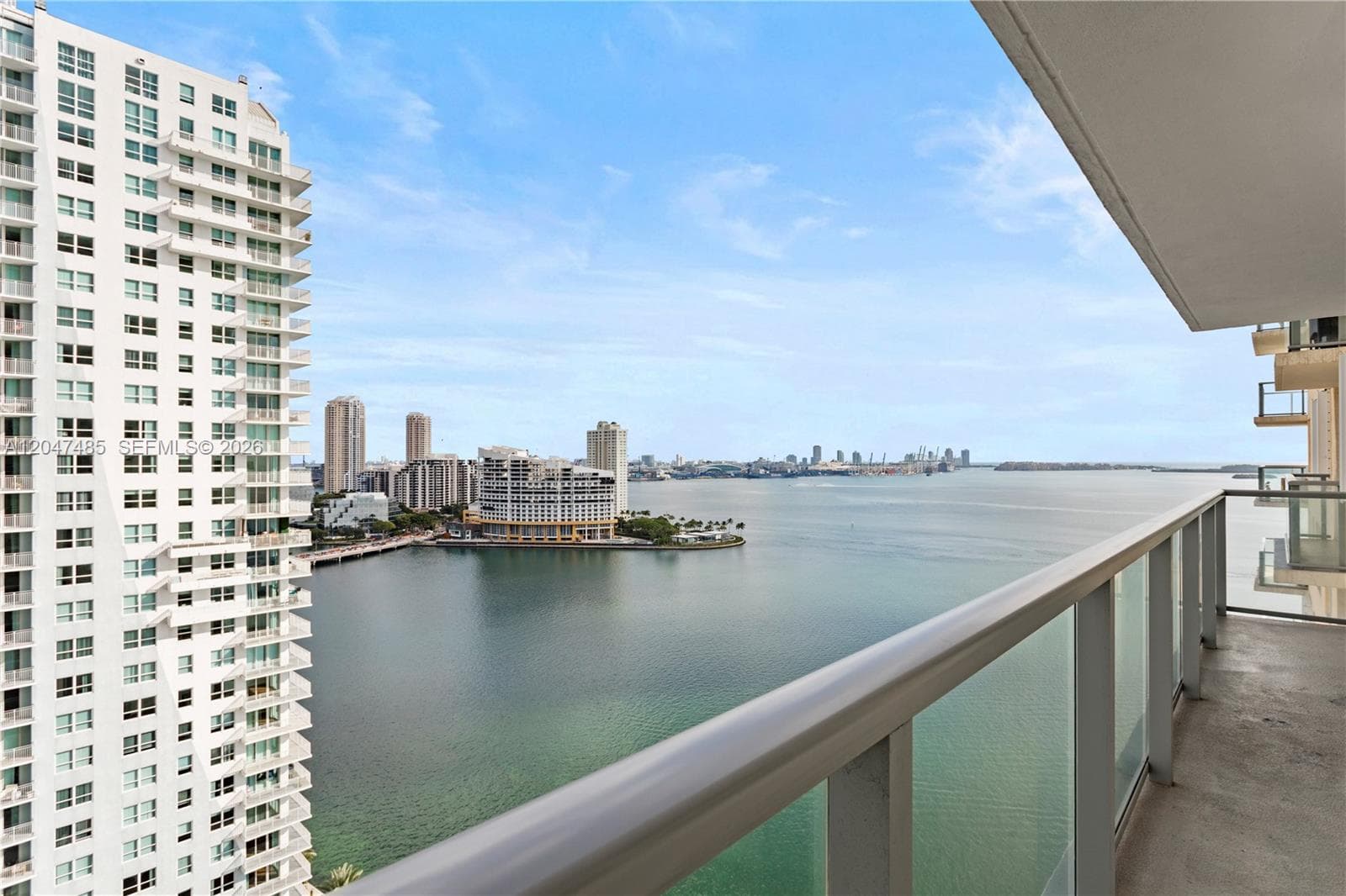 1155 Brickell Bay Dr # 2206, Miami FL 33131 photo 2