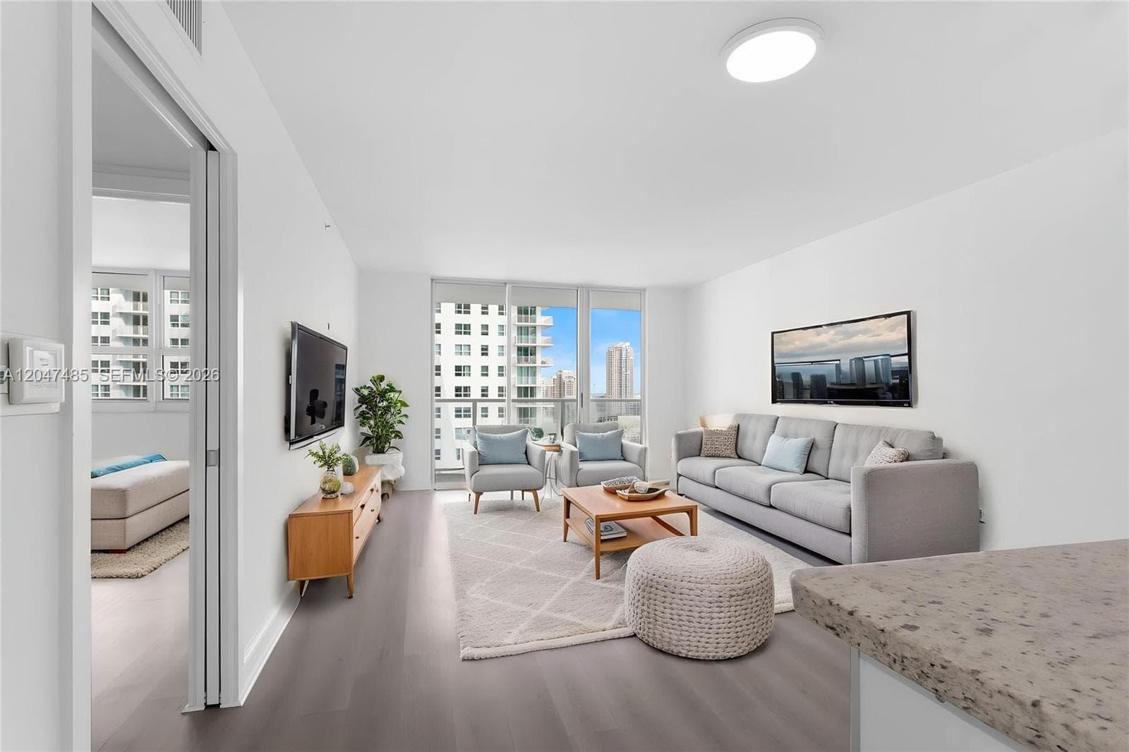 1155 Brickell Bay Dr # 2206, Miami FL 33131 photo 4
