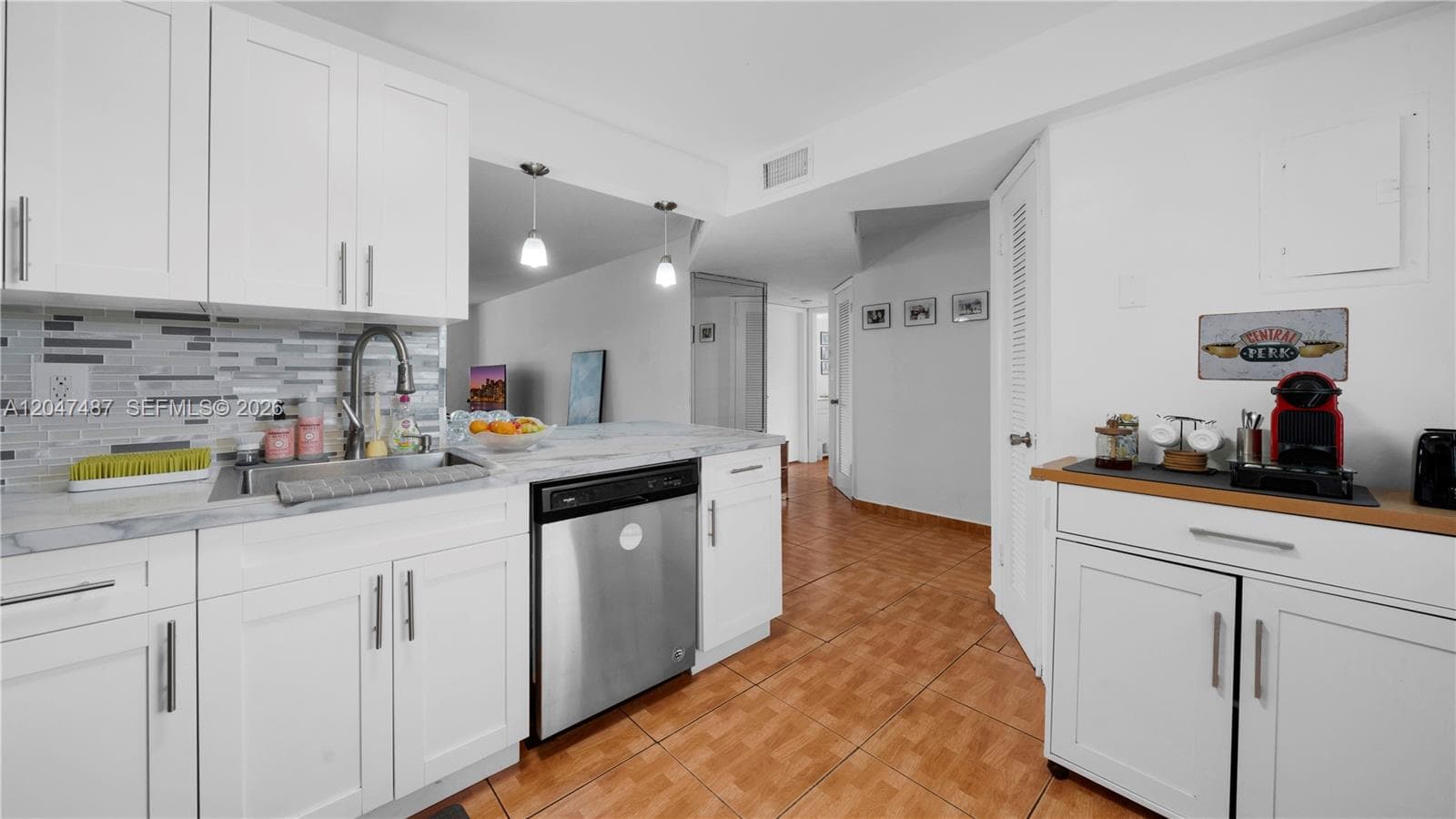 1101 NE 191st St # H314, Miami FL 33179 photo 4