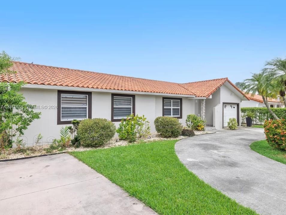9840 SW 3rd St, Miami FL 33174