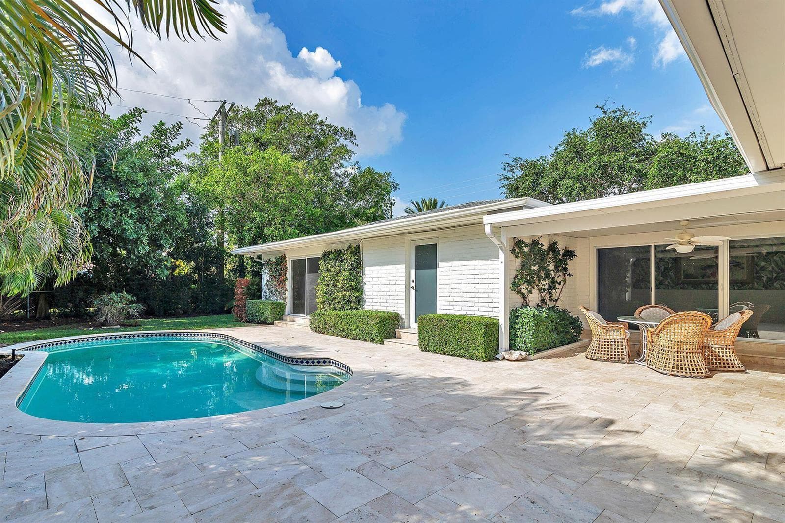 246 Gray Street, West Palm Beach FL 33405 photo 3