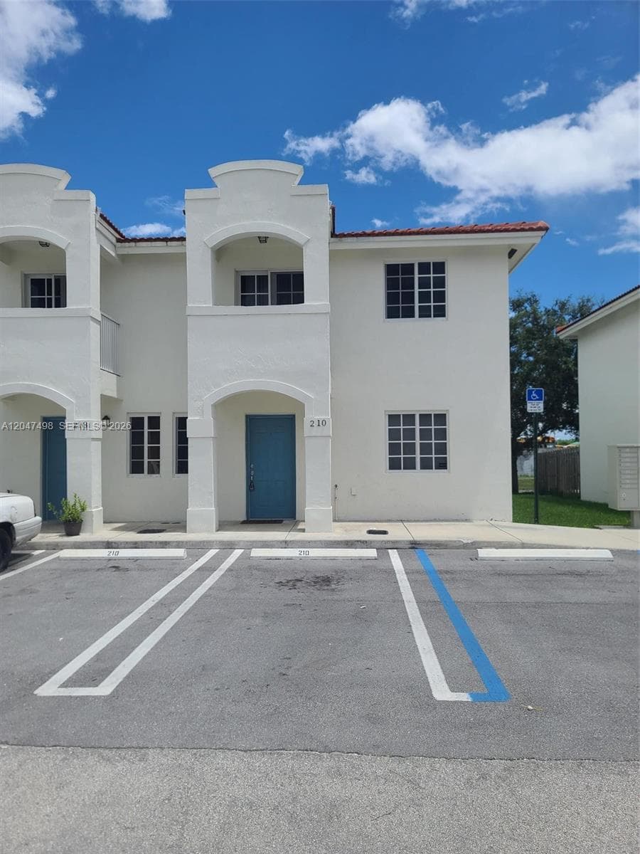 210 SW 3rd Ct, Florida City FL 33034