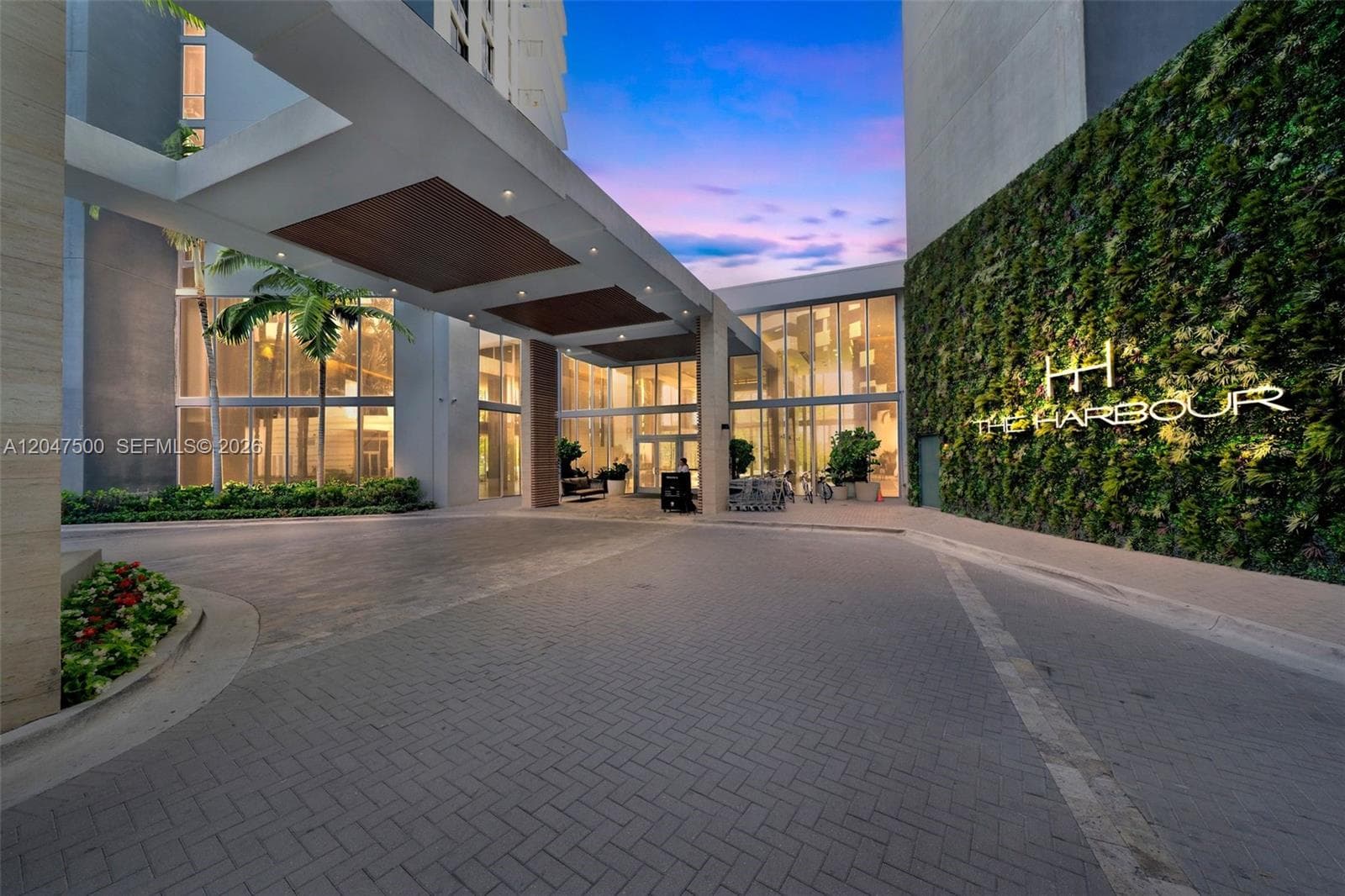 16385 Biscayne Blvd # 2707, North Miami Beach FL 33160 photo 5