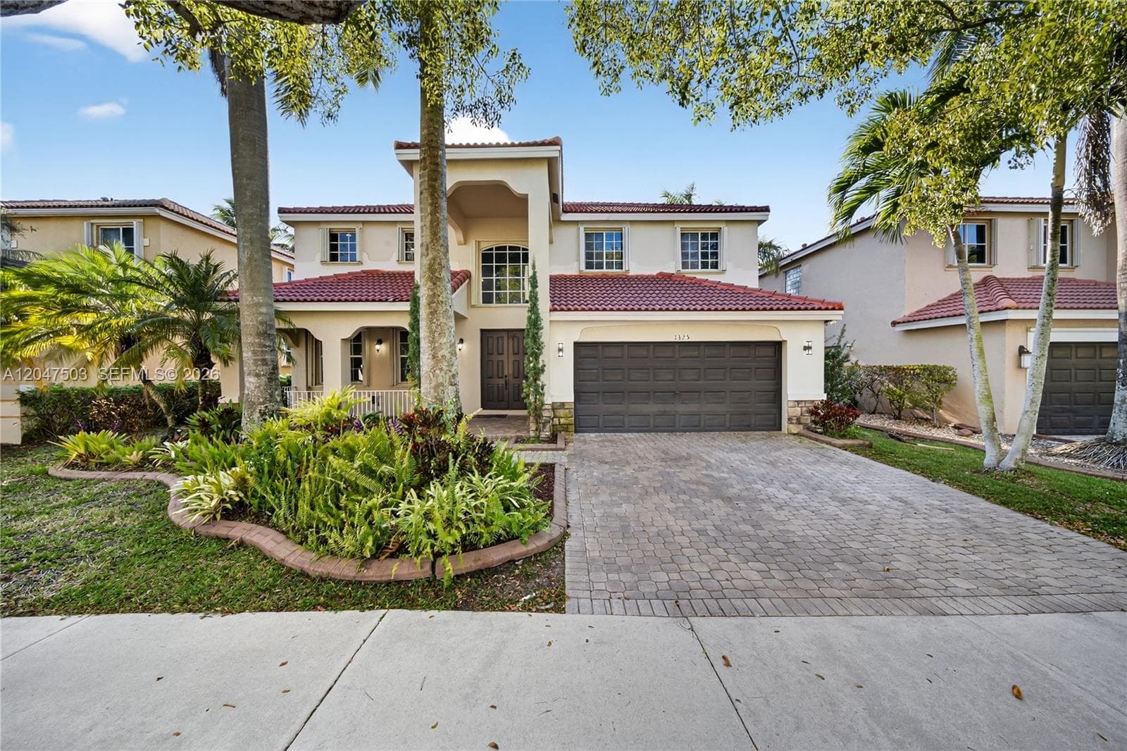 1325 Chenille Cir, Weston FL 33327