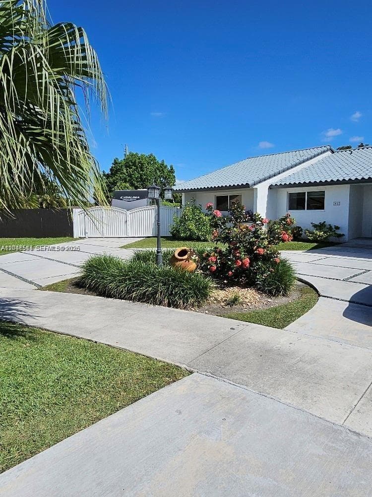 61 NW 132nd Pl # 0, Miami, FL 33182