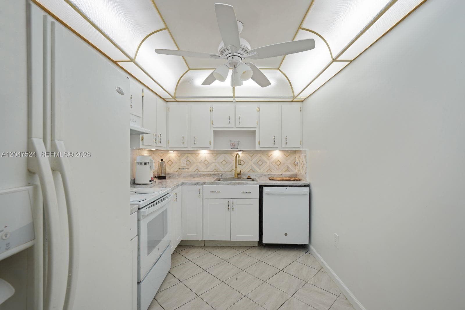 7000 NW 17th St # 303, Plantation FL 33313 photo 3