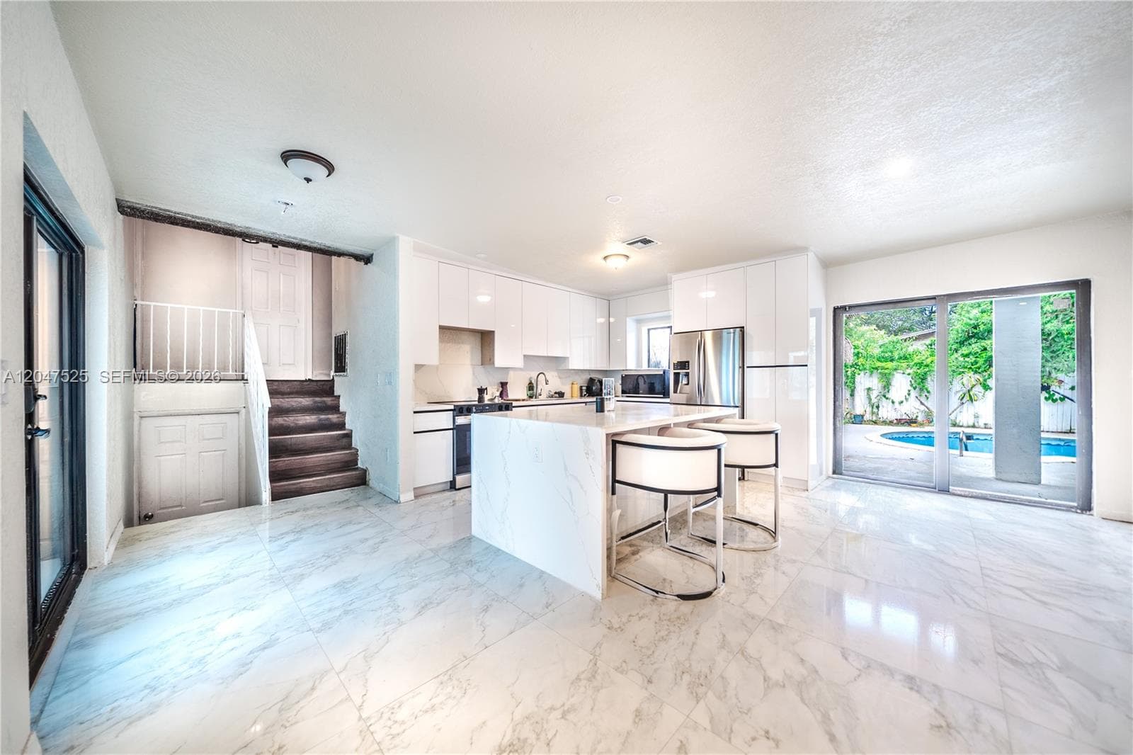 20200 NE 14th Ave, Miami FL 33179 photo 5