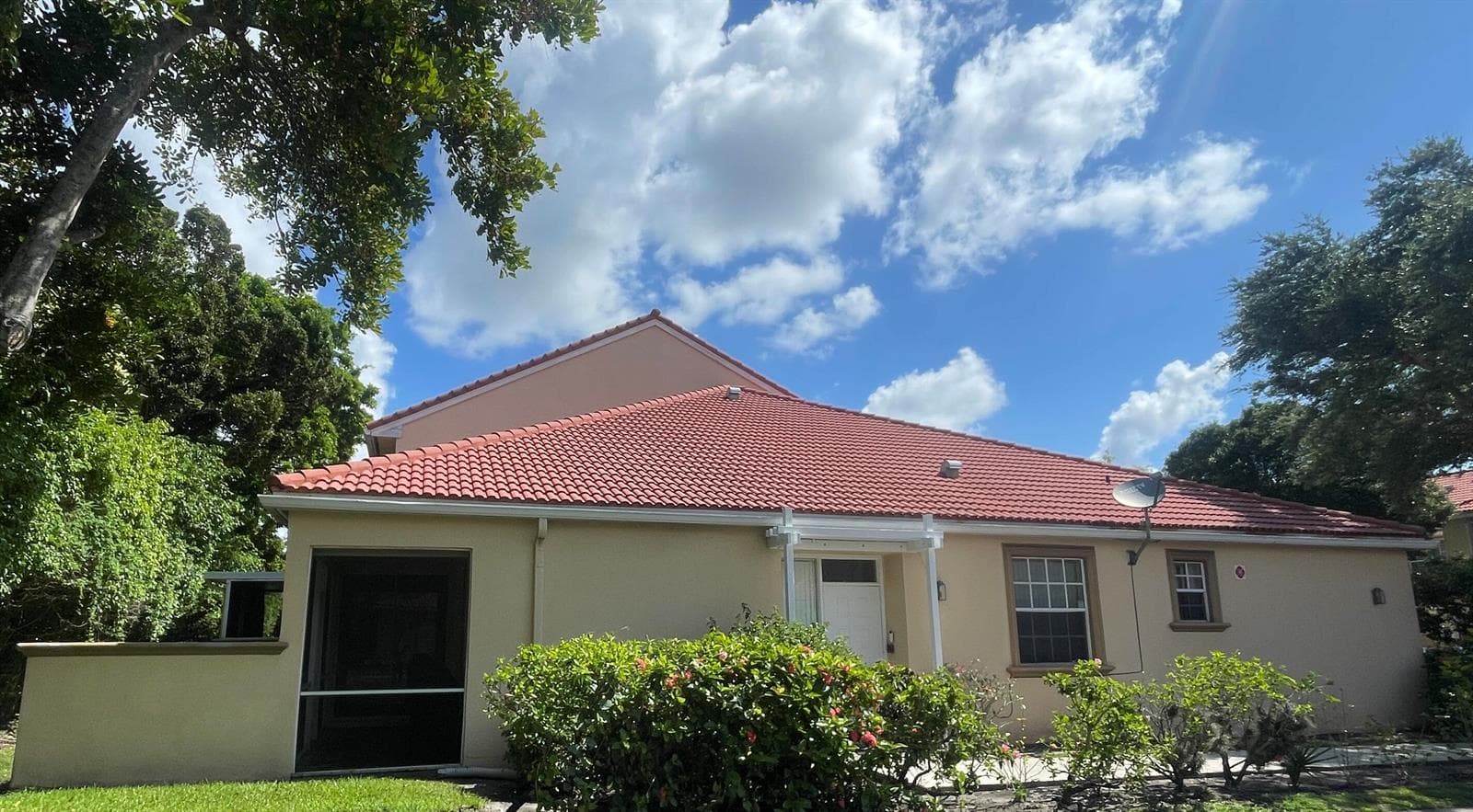 9858 Royal Palm Boulevard # 14, Coral Springs FL 33065