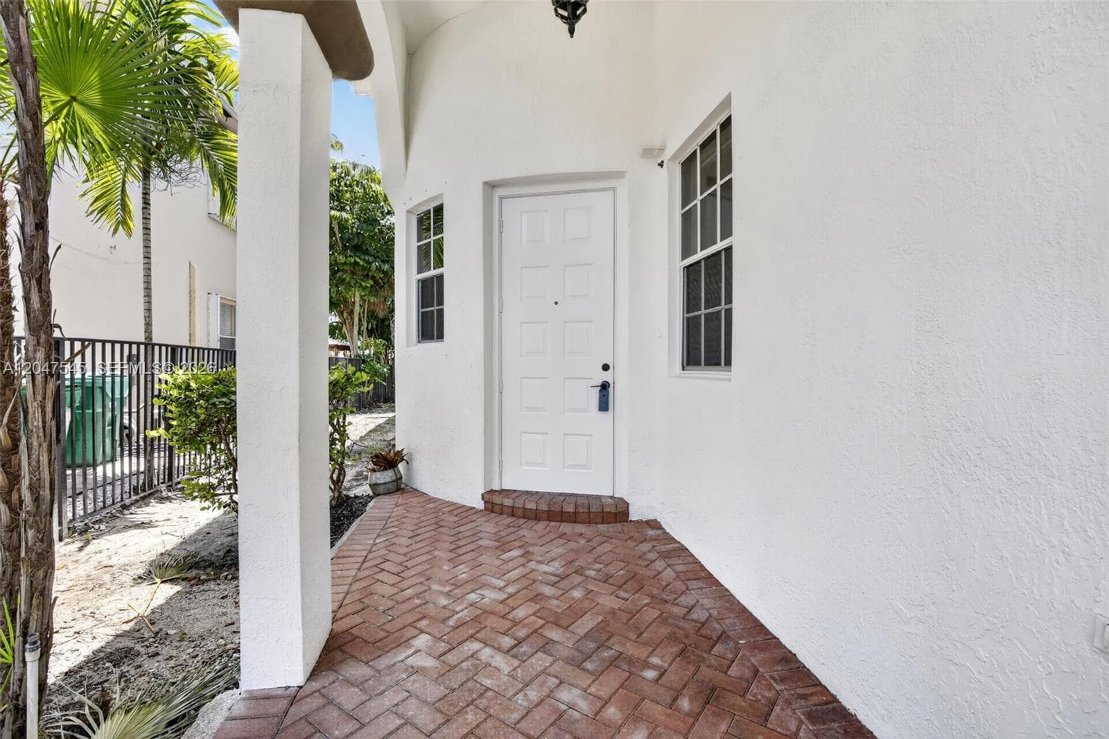 12410 SW 1st St, Plantation FL 33325 photo 4