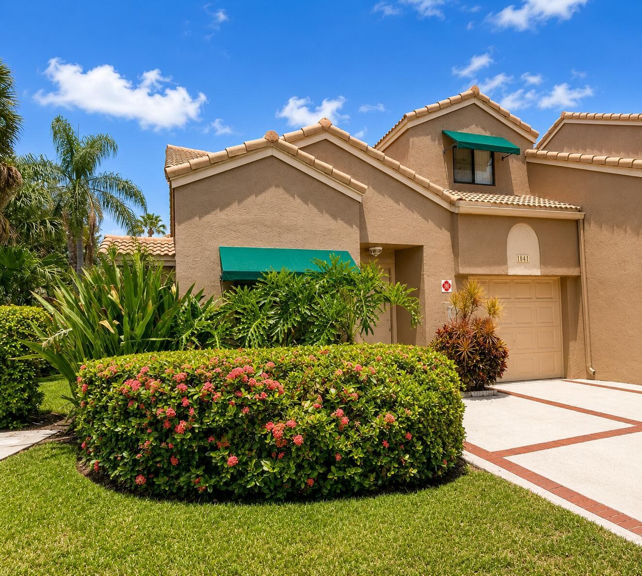 1644 Cypress Pointe Drive # 9, Coral Springs FL 33071 photo 2
