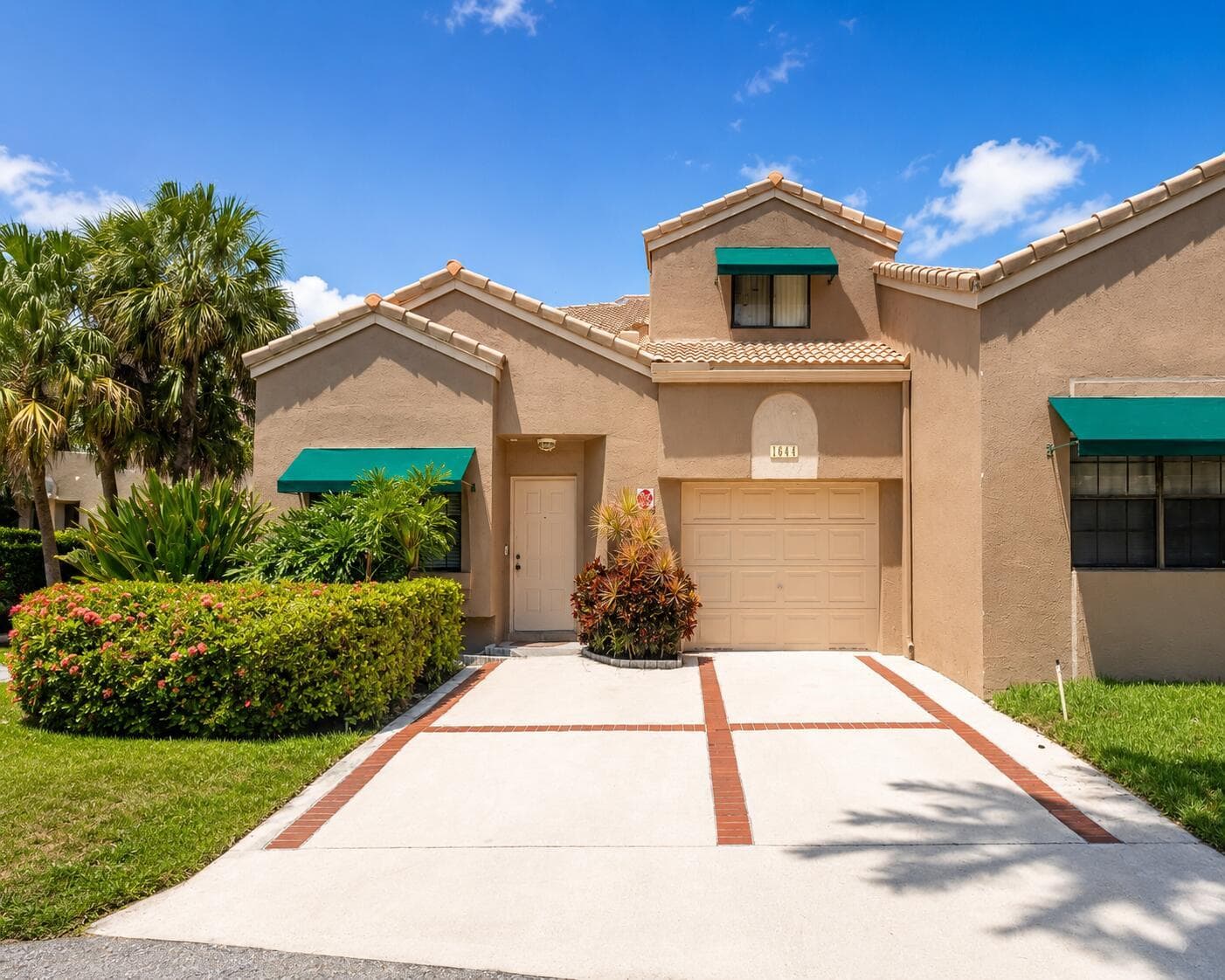 1644 Cypress Pointe Drive # 9, Coral Springs FL 33071