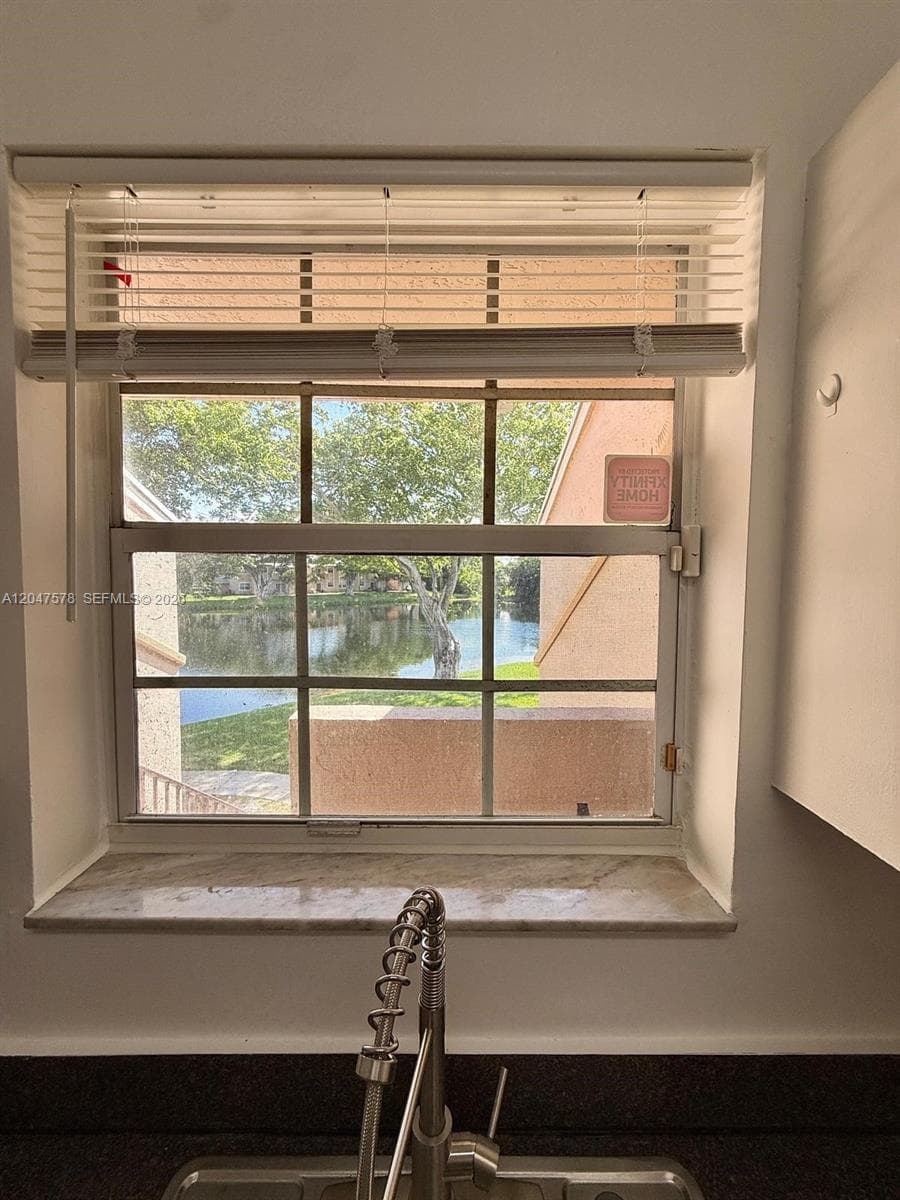 2151 NW 96th Ter # 15G, Pembroke Pines FL 33024 photo 5