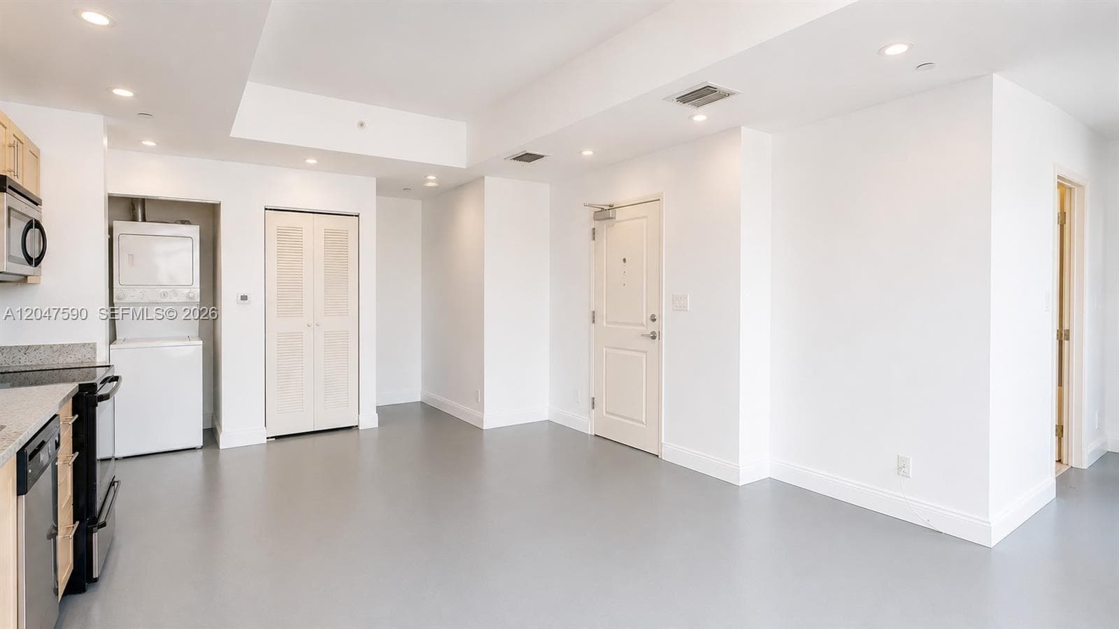 111 E Flagler St # 810, Miami FL 33131 photo 3