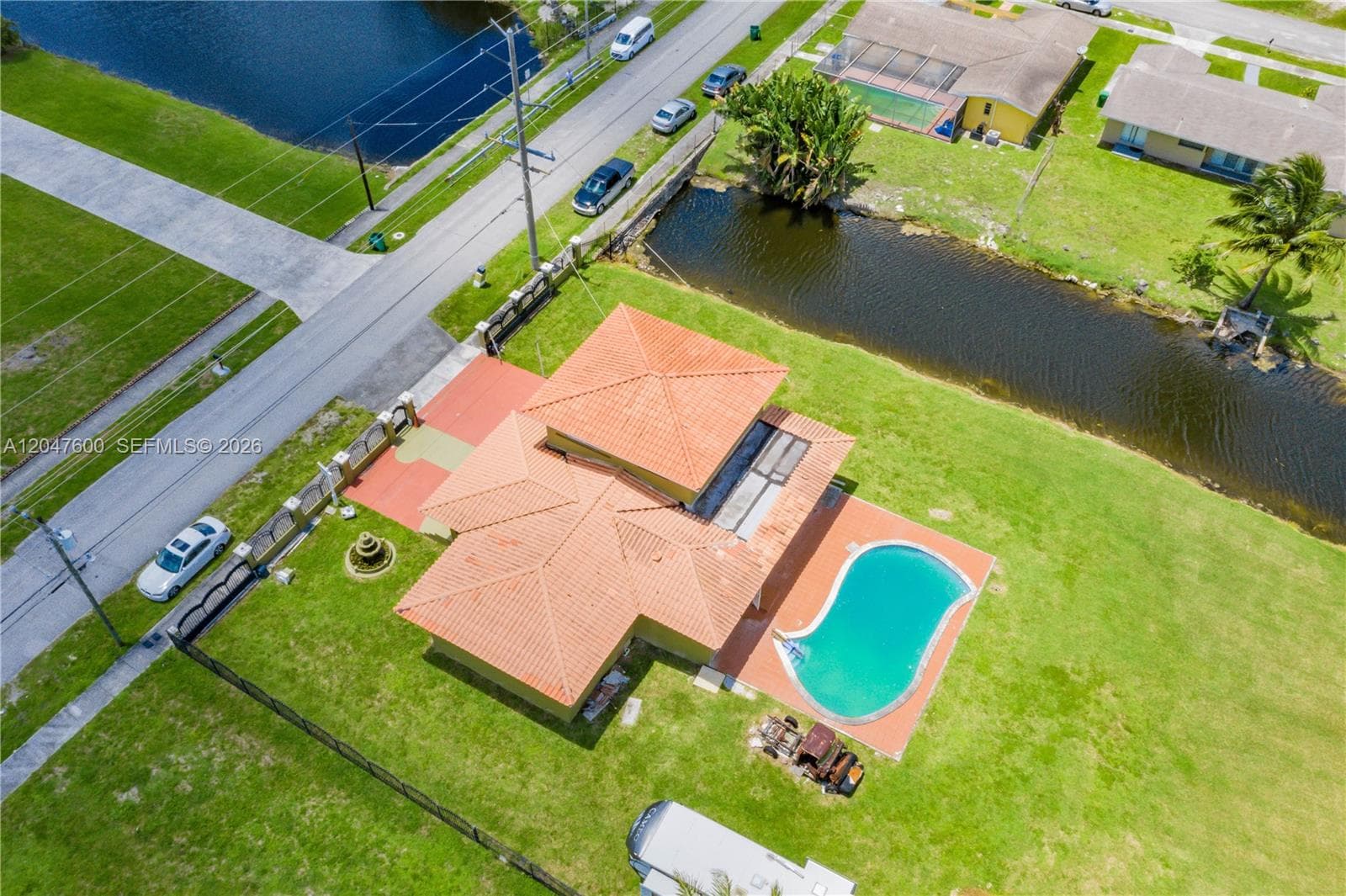 17135 NW 19th Ave, Miami Gardens FL 33056 photo 2