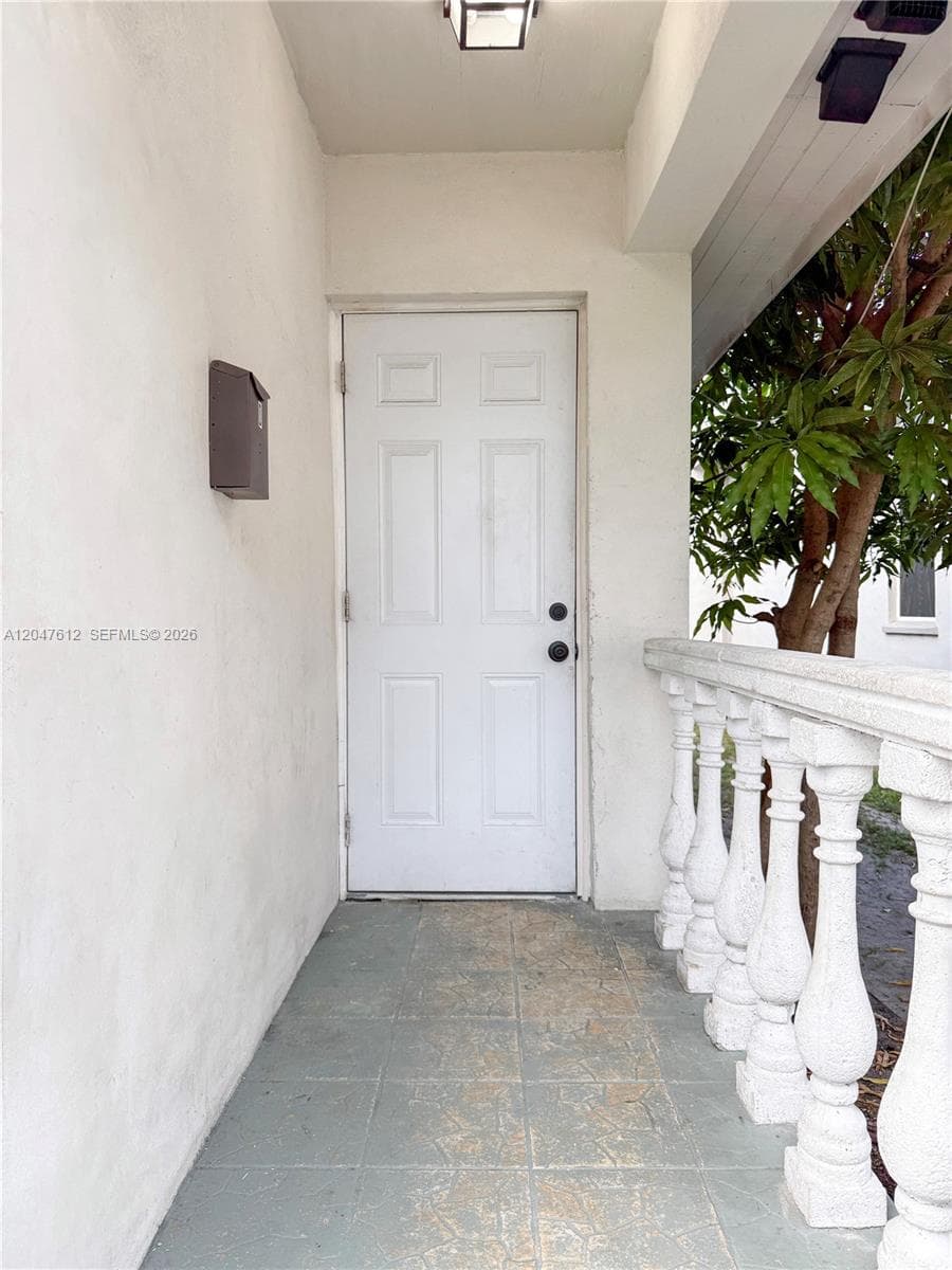 2 SW 6th Ave # 4, Dania Beach FL 33004 photo 5