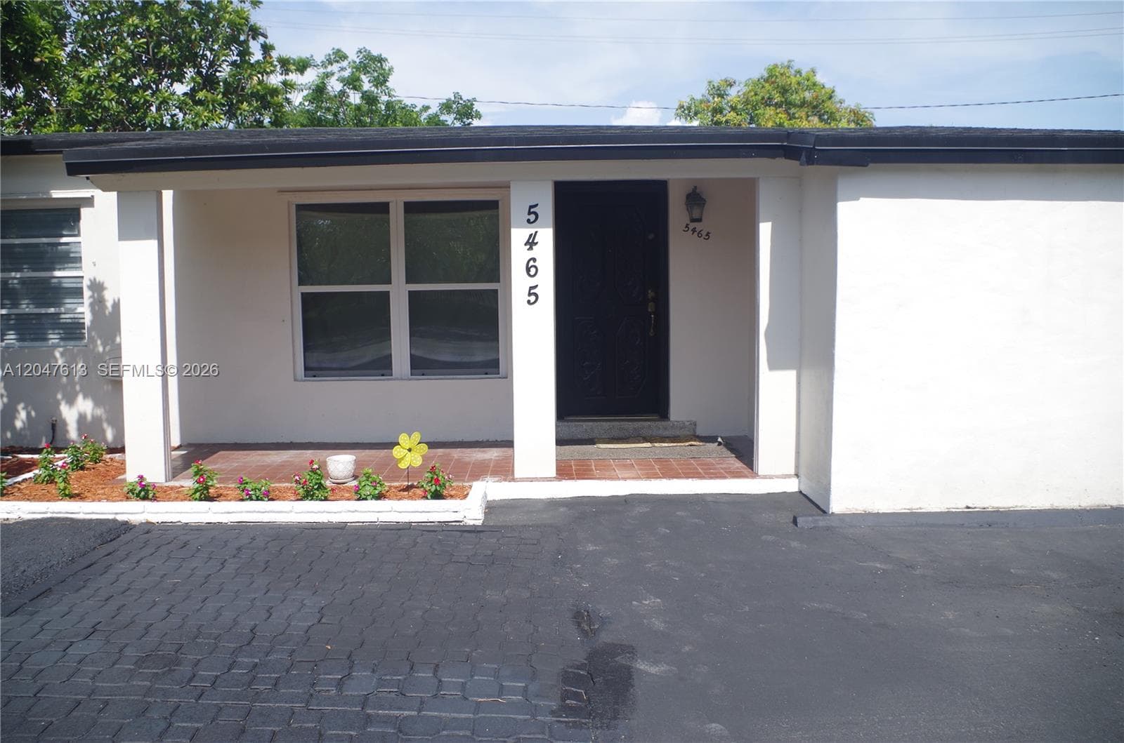 5465 N Andrews Ave, Oakland Park FL 33309