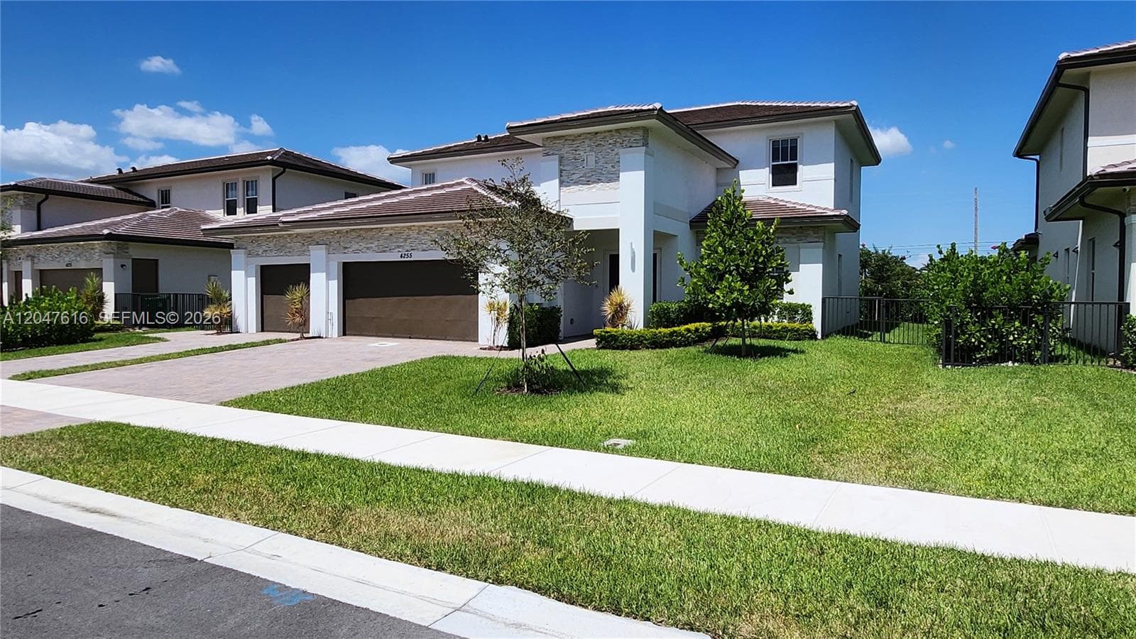 4255 SW 123rd Ter, Davie FL 33330 photo 2