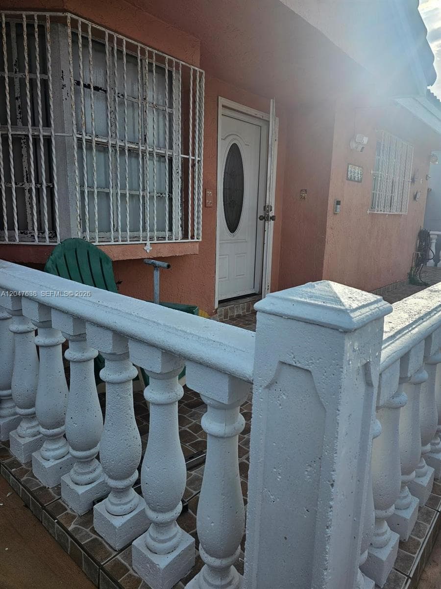 8805 NW 113th St, Hialeah Gardens FL 33018 photo 4