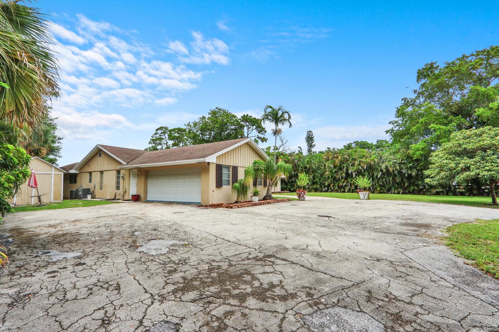 4529 Square Lake Drive, Palm Beach Gardens FL 33418 photo 3