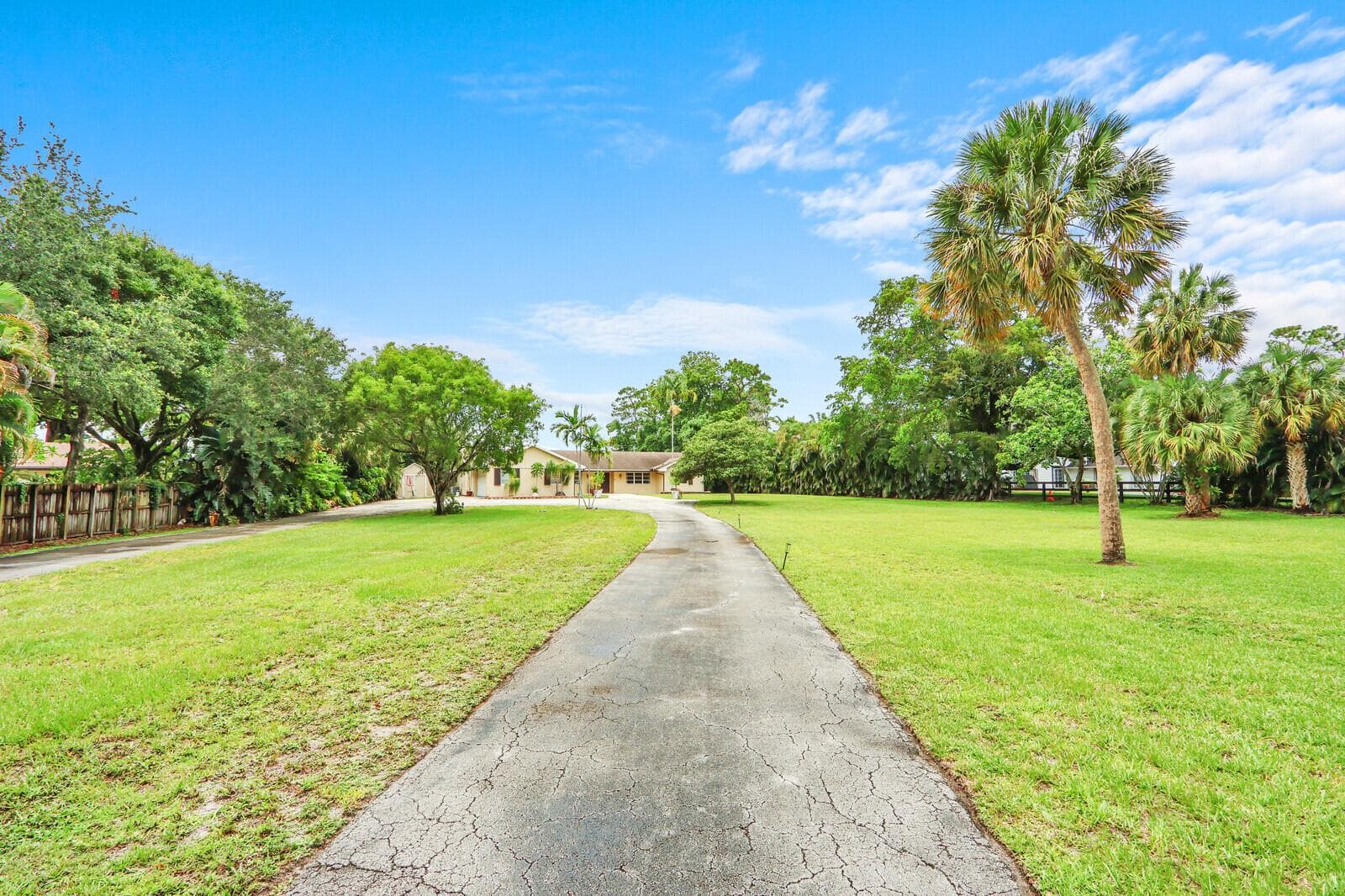 4529 Square Lake Drive, Palm Beach Gardens FL 33418 photo 4