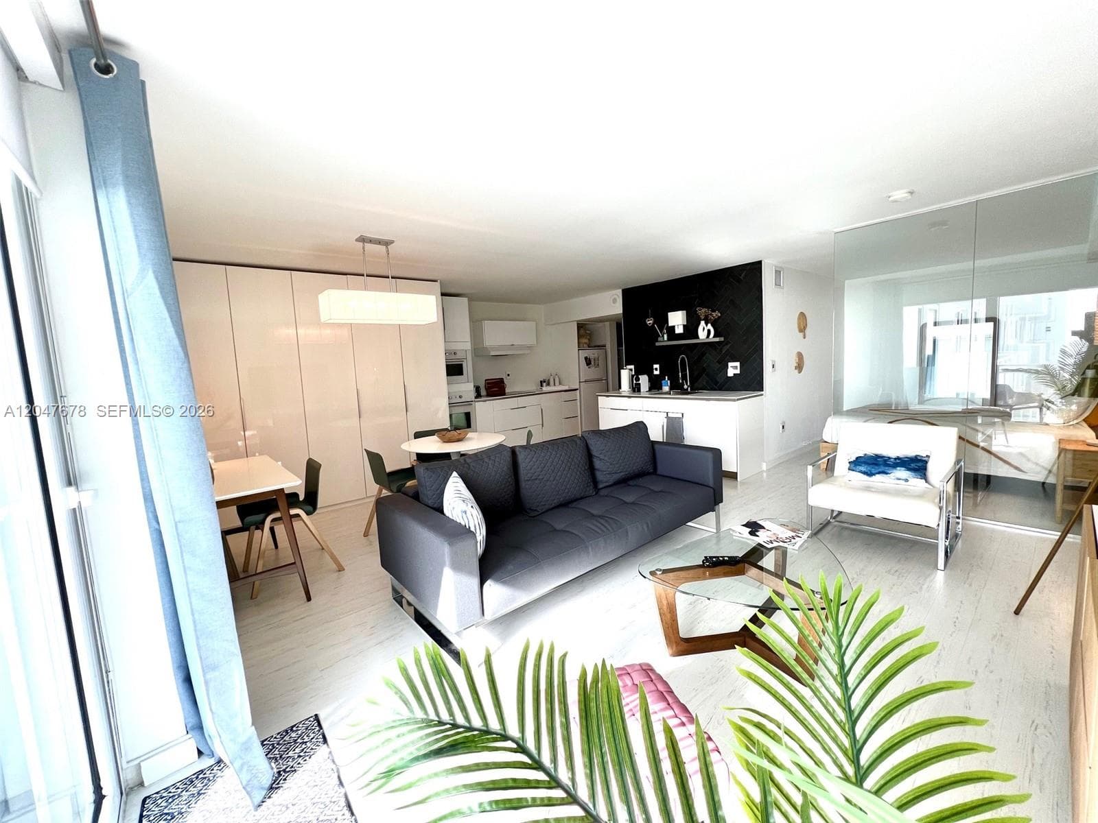 345 Ocean Dr # 525, Miami Beach FL 33139 photo 5