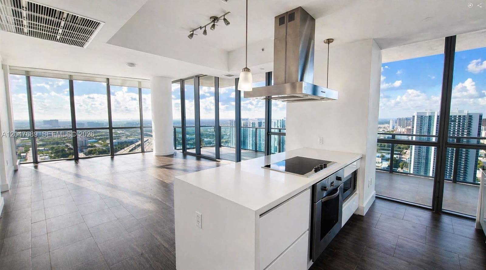1100 Biscayne Blvd # 3708, Miami FL 33132 photo 5