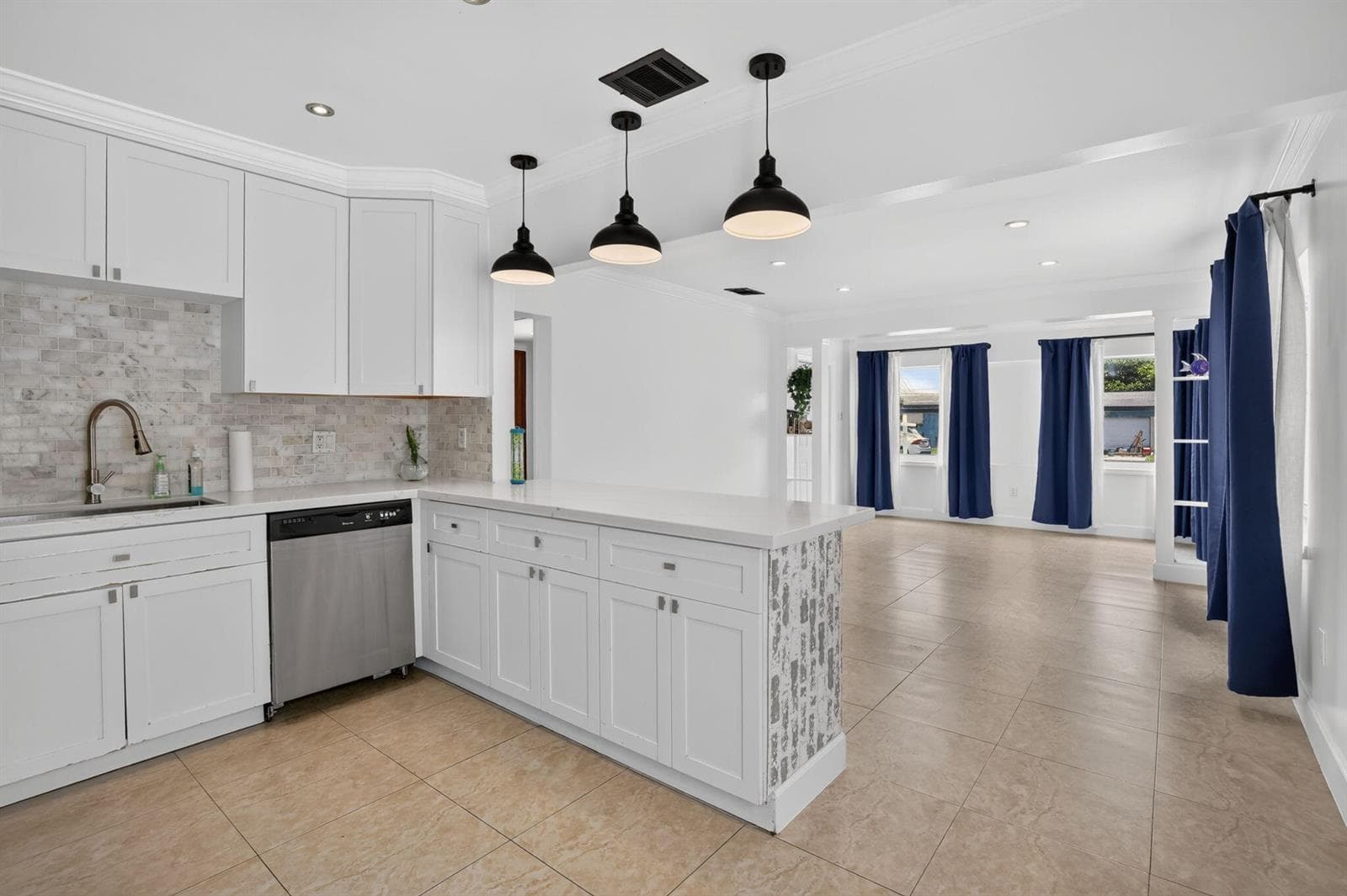2427 Harding Street, Hollywood FL 33020