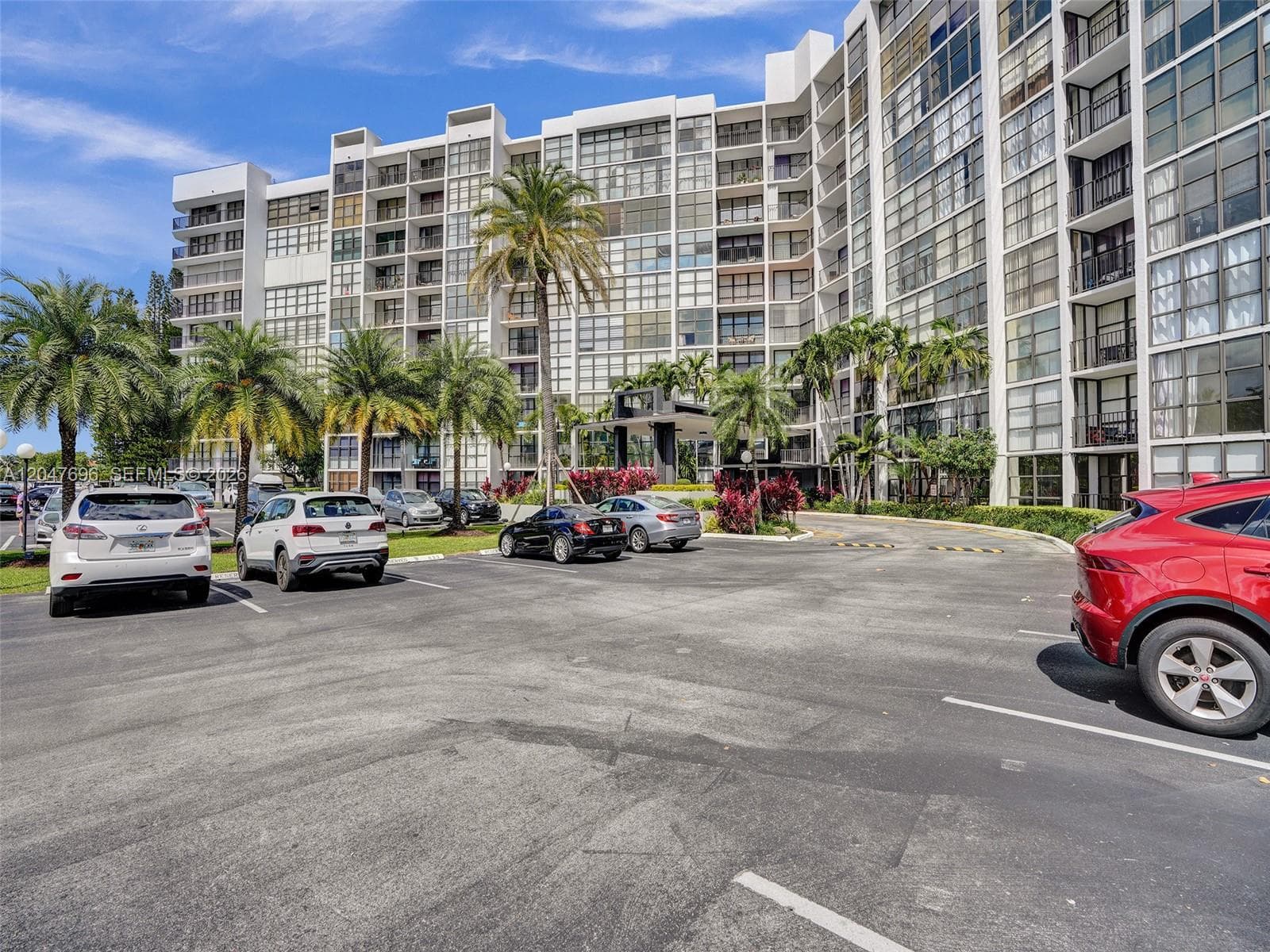 800 Parkview Dr # 131, Hallandale Beach FL 33009 photo 3